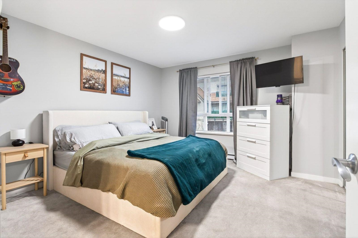 Mudroom Photo of 611 1661 Fraser Avenue, Port Coquitlam, BC