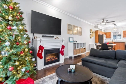 Kitchen Photo of 611 1661 Fraser Avenue, Port Coquitlam, BC