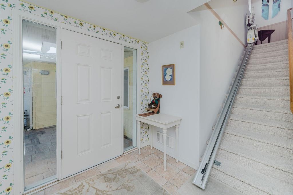 Dining Area Photo of 222 1585 Field Road, Sechelt, BC