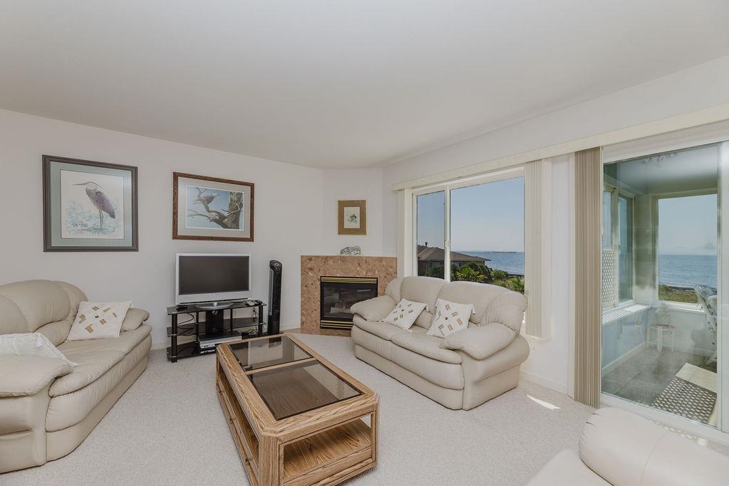 Mudroom Photo of 222 1585 Field Road, Sechelt, BC