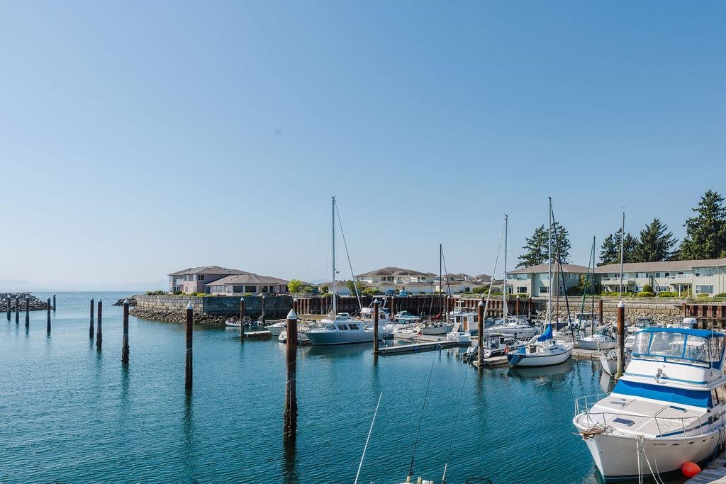 Neighborhood Park Photo Near 222 1585 Field Road, Sechelt, BC