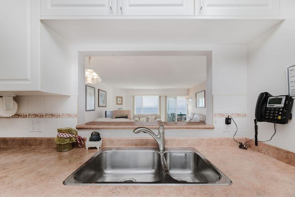 Office / Den Photo of 222 1585 Field Road, Sechelt, BC