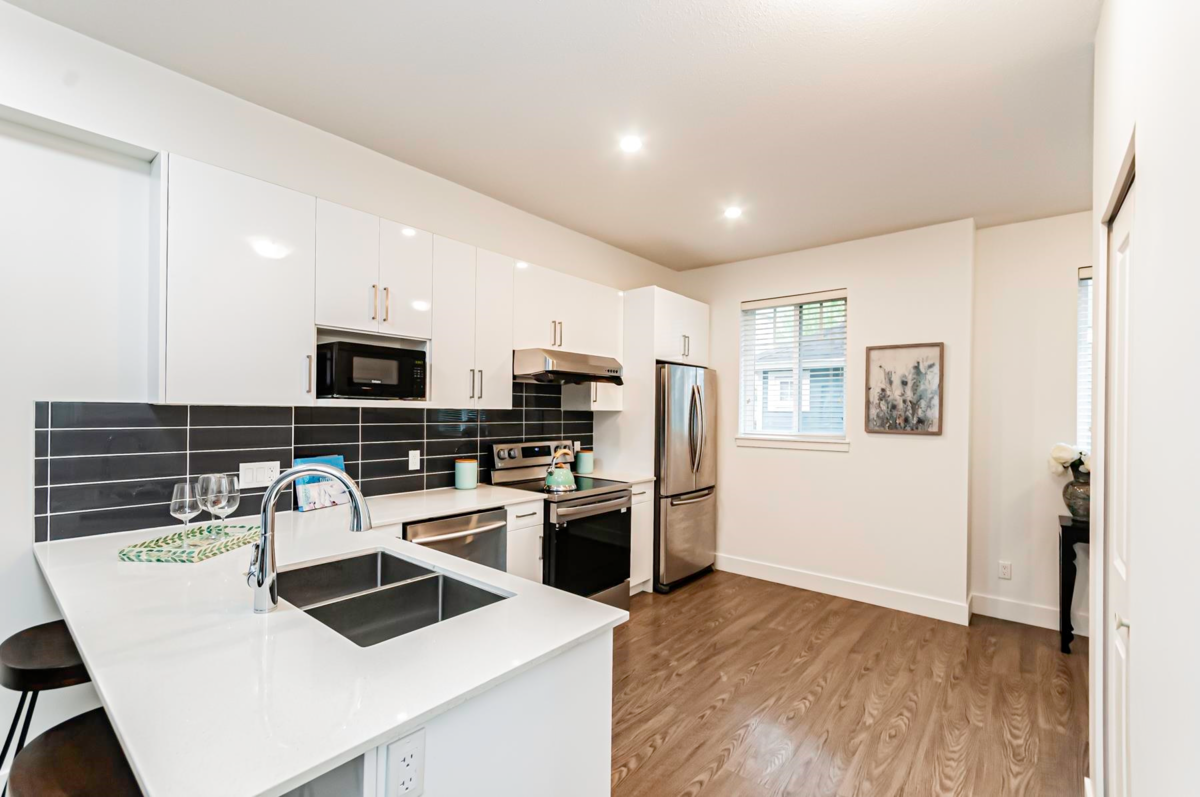 Breakfast Nook Photo of 8 9780 General Currie Road, Richmond, BC