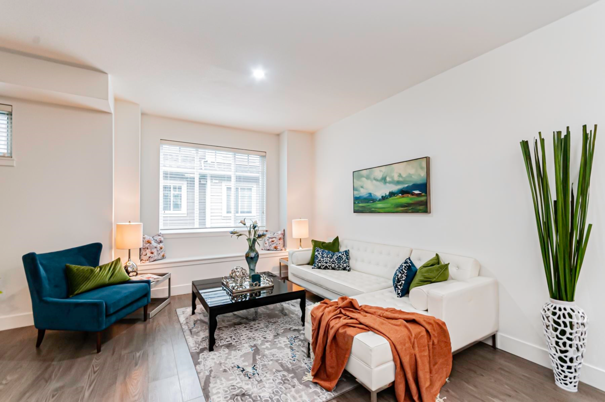 Kitchen Photo of 8 9780 General Currie Road, Richmond, BC