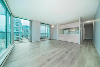 707 8871 Lansdowne Road, Richmond, BC