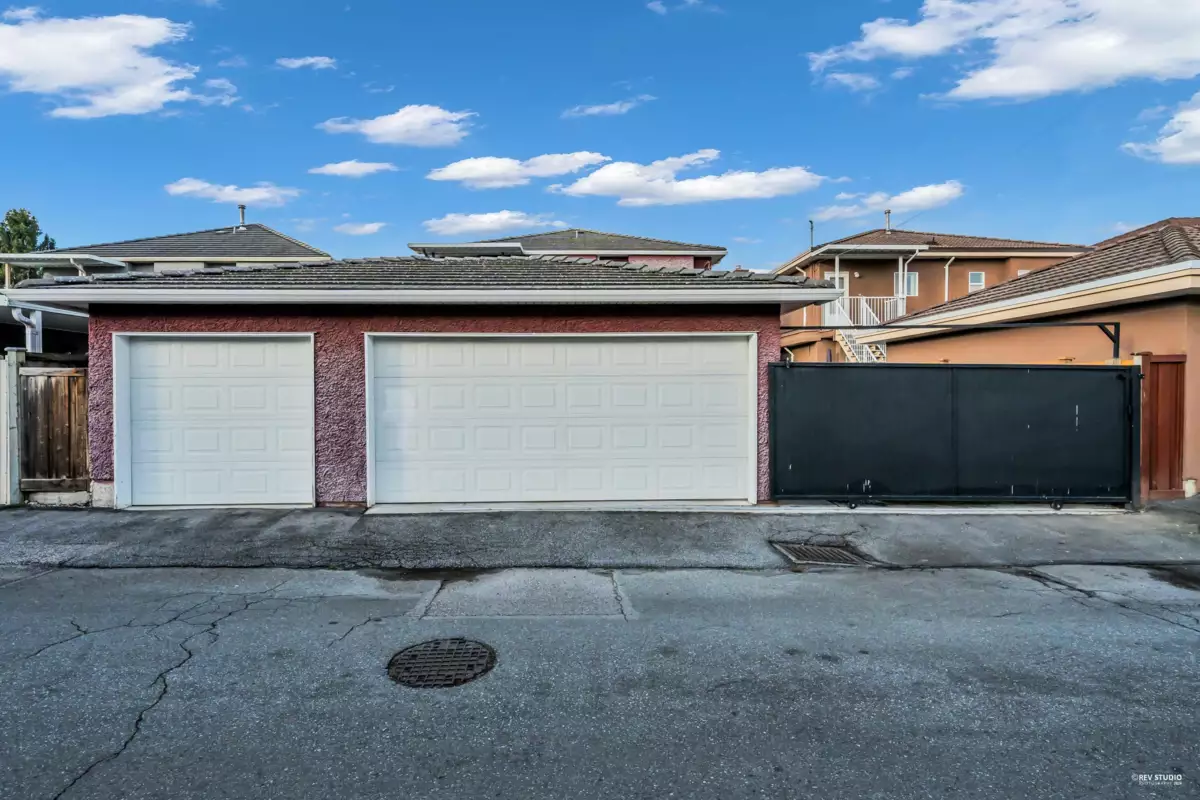 Loft / Bonus Room Photo of 2160 E 54th Avenue, Vancouver, BC