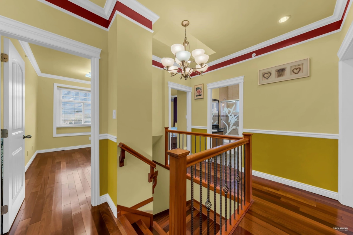 Walk-In Closet Photo of 2160 E 54th Avenue, Vancouver, BC