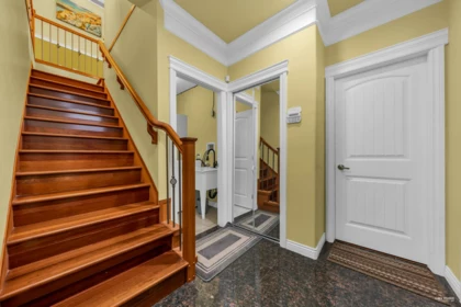 2160 E 54th Avenue, Vancouver, BC