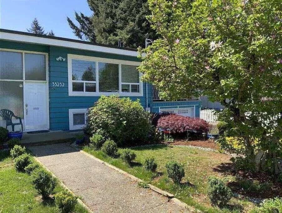 Exterior Front Photo of 33232 Hawthorne Avenue, Abbotsford, BC