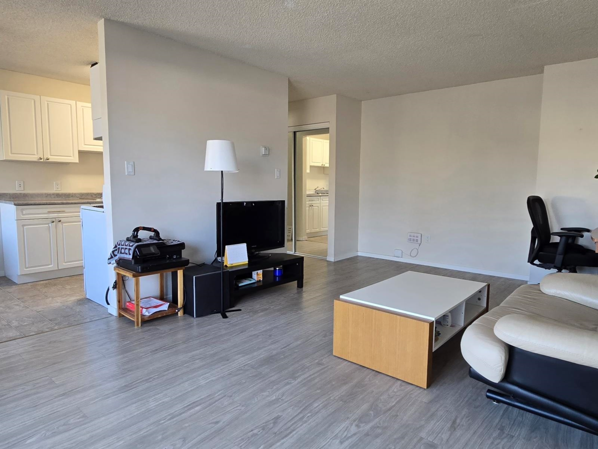 Family Room Photo of 129 1909 Salton Road, Abbotsford, BC