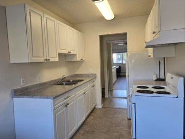 Kitchen Island Photo of 129 1909 Salton Road, Abbotsford, BC