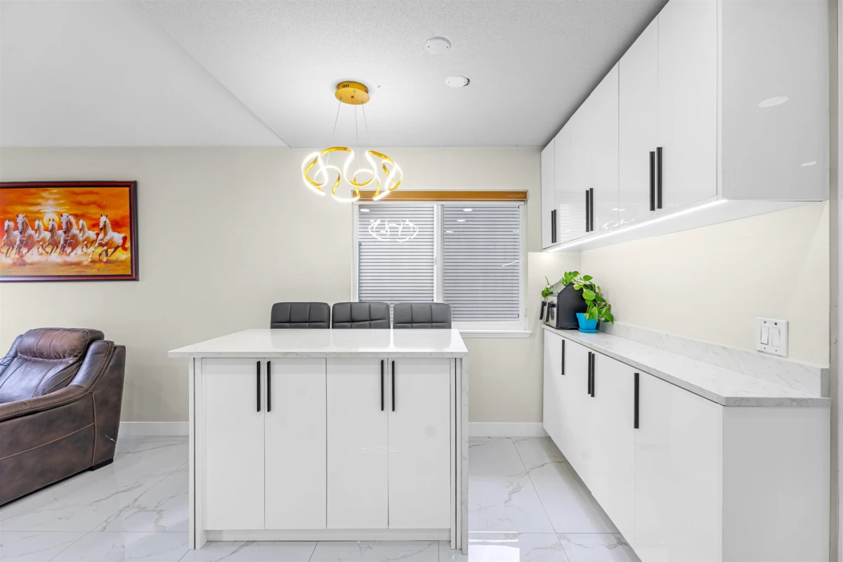 Breakfast Nook Photo of 4840 196 Street, Langley, BC