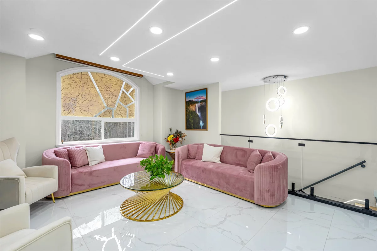 Living Room Photo of 4840 196 Street, Langley, BC