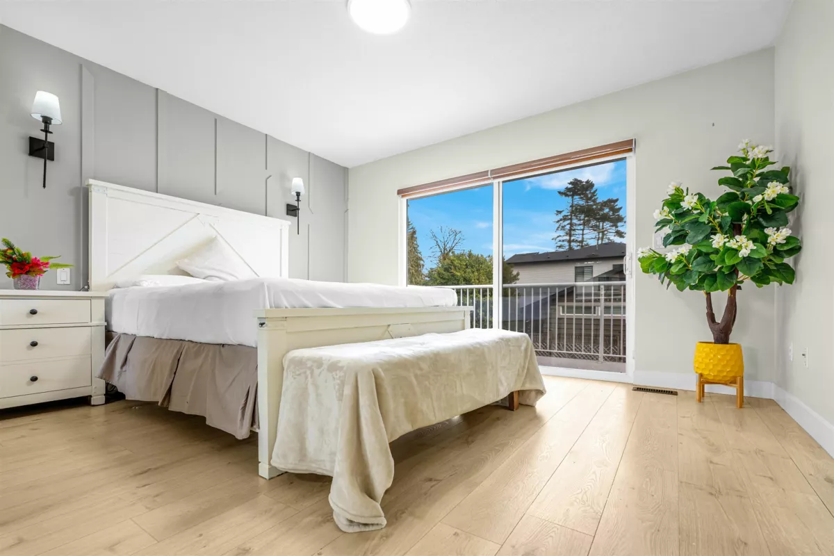 Walk-In Closet Photo of 4840 196 Street, Langley, BC