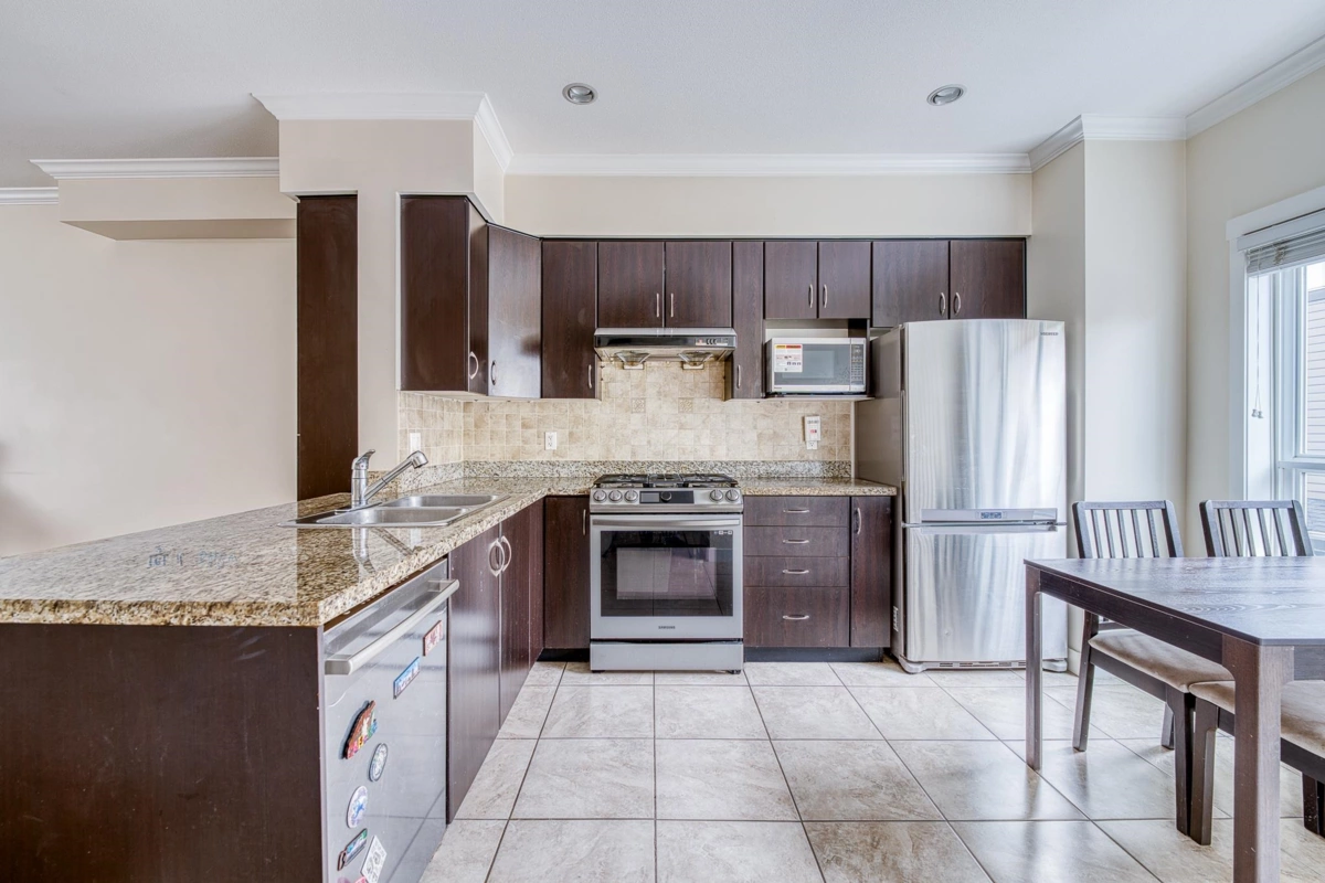 Kitchen Island Photo of 4 7373 Turnill Street, Richmond, BC