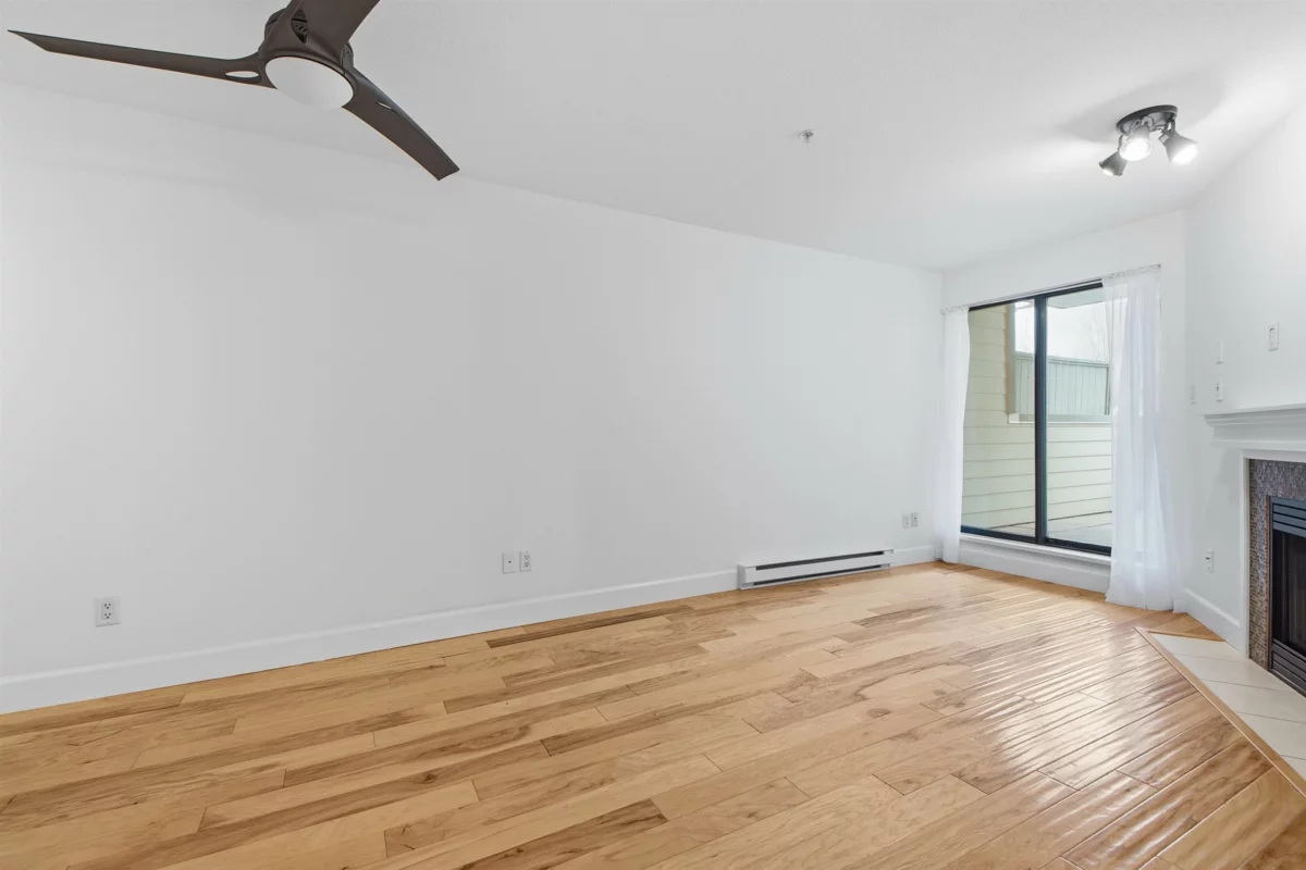 Kitchen Island Photo of 201 2741 E Hastings Street, Vancouver, BC