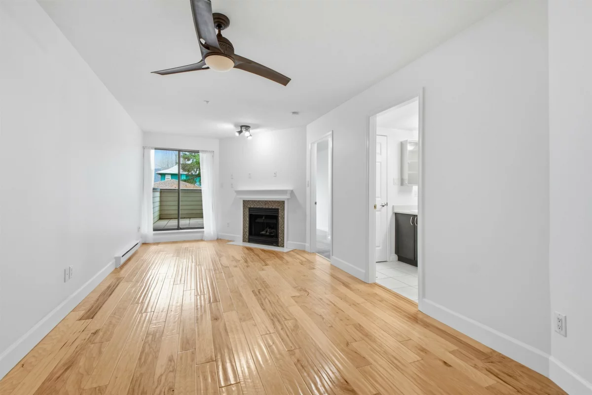 Kitchen Photo of 201 2741 E Hastings Street, Vancouver, BC