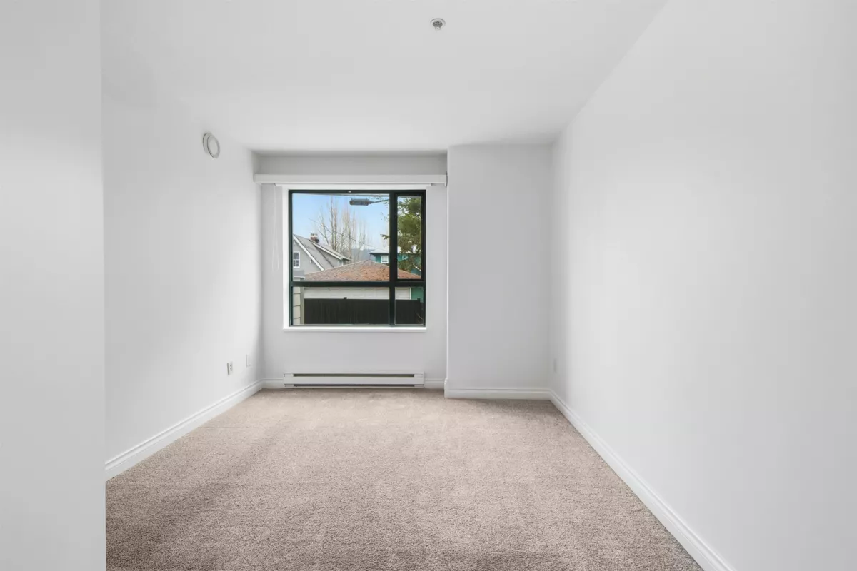 Primary Bathroom Photo of 201 2741 E Hastings Street, Vancouver, BC