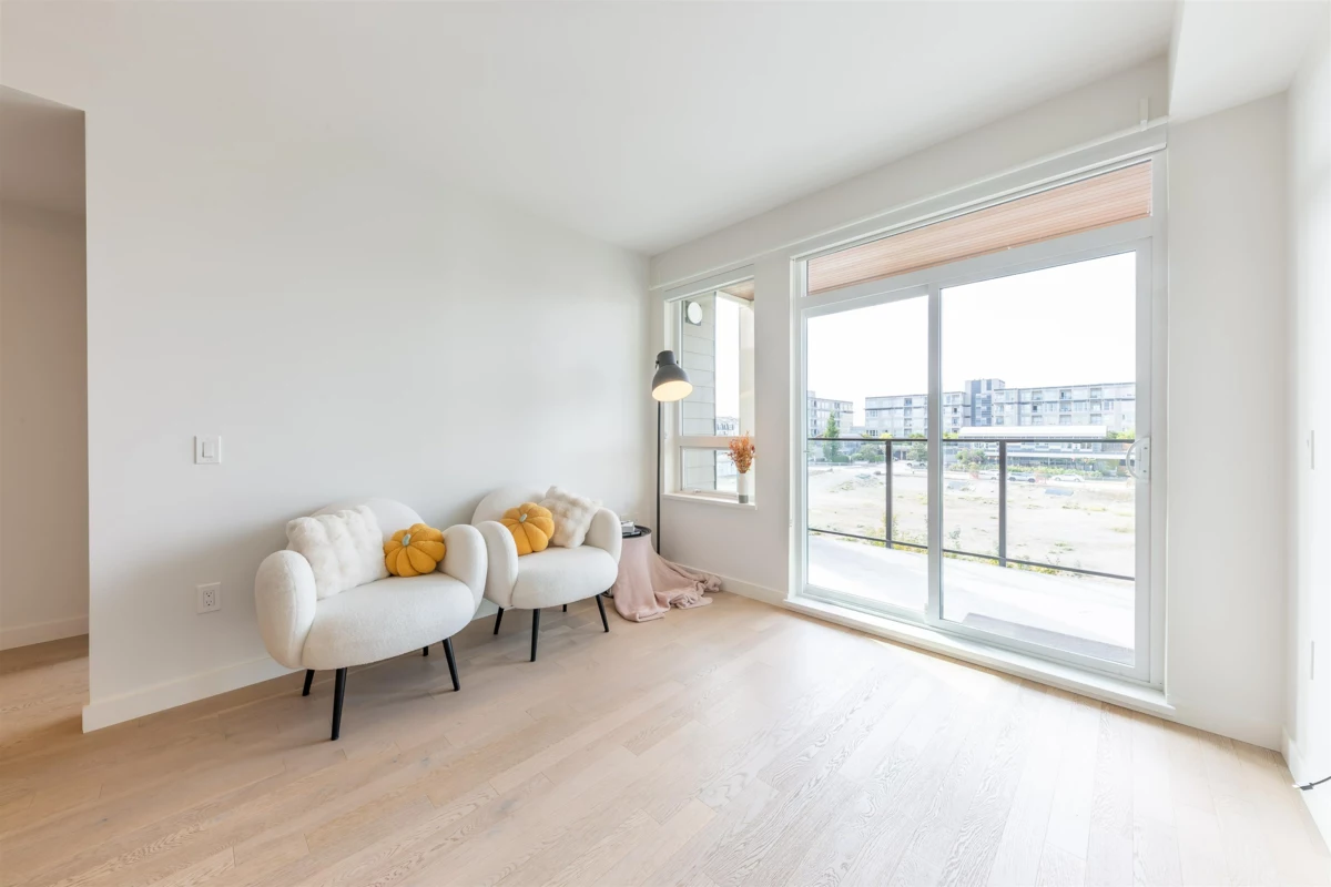 Kitchen Island Photo of 315 4033 May Drive, Richmond, BC