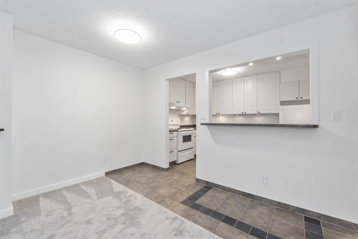 Breakfast Nook Photo of 317 13364 102 Avenue, Surrey, BC