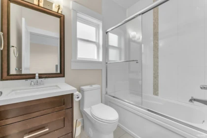 Mudroom Photo of 14691 59a Avenue, Surrey, BC