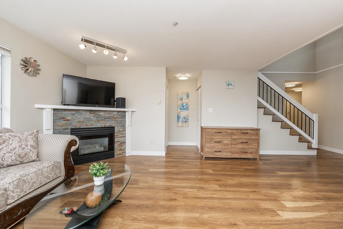 Family Room Photo of 406 2285 Pitt River Road, Port Coquitlam, BC