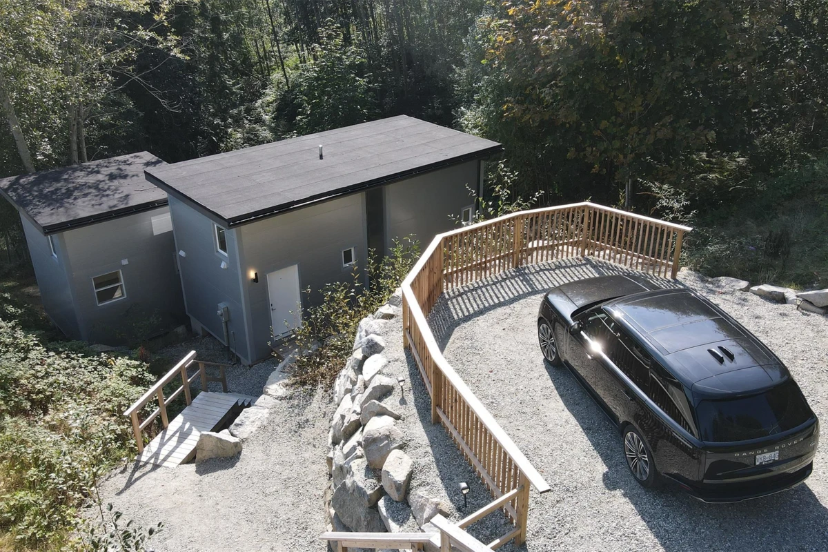 Family Room Photo of 5977 Shoal Way, Sechelt, BC
