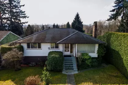 3706 Clinton Street, Burnaby, BC, Burnaby — Single Family Residence for sale