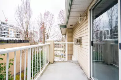 Mudroom Photo of 410 1035 Auckland Street, New Westminster, BC