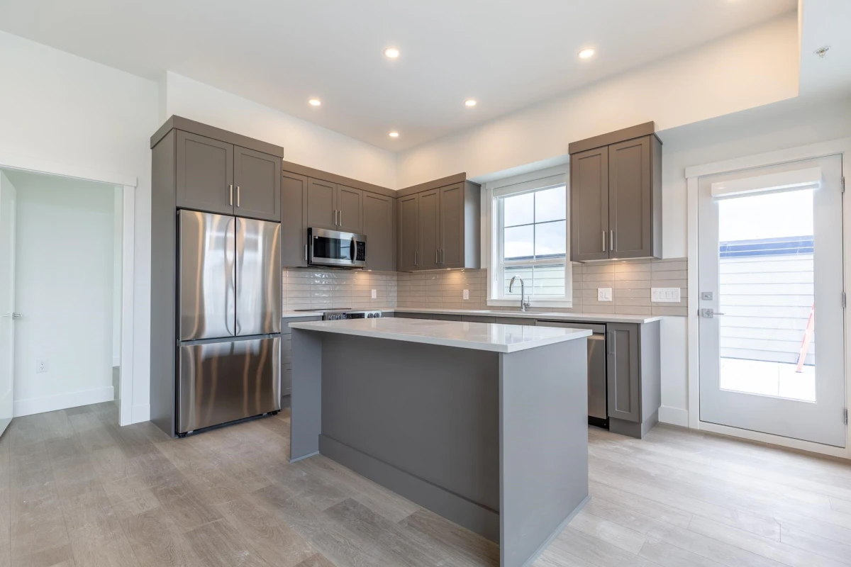 Family Room Photo of 511 22348 North Avenue, Maple Ridge, BC