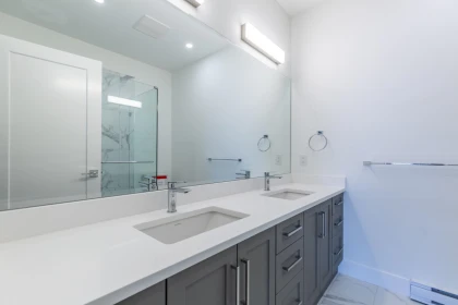 Powder Room Photo of 511 22348 North Avenue, Maple Ridge, BC
