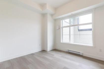 Walk-In Closet Photo of 511 22348 North Avenue, Maple Ridge, BC