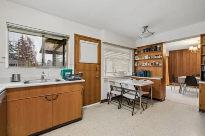 Guest Bathroom Photo of 5606 Willow Street, Vancouver, BC
