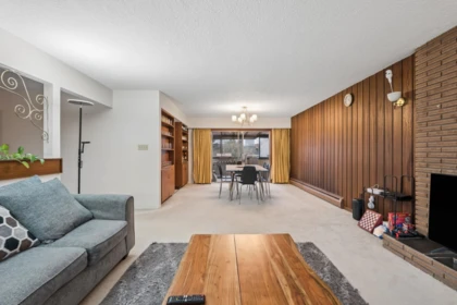 Kitchen Island Photo of 5606 Willow Street, Vancouver, BC