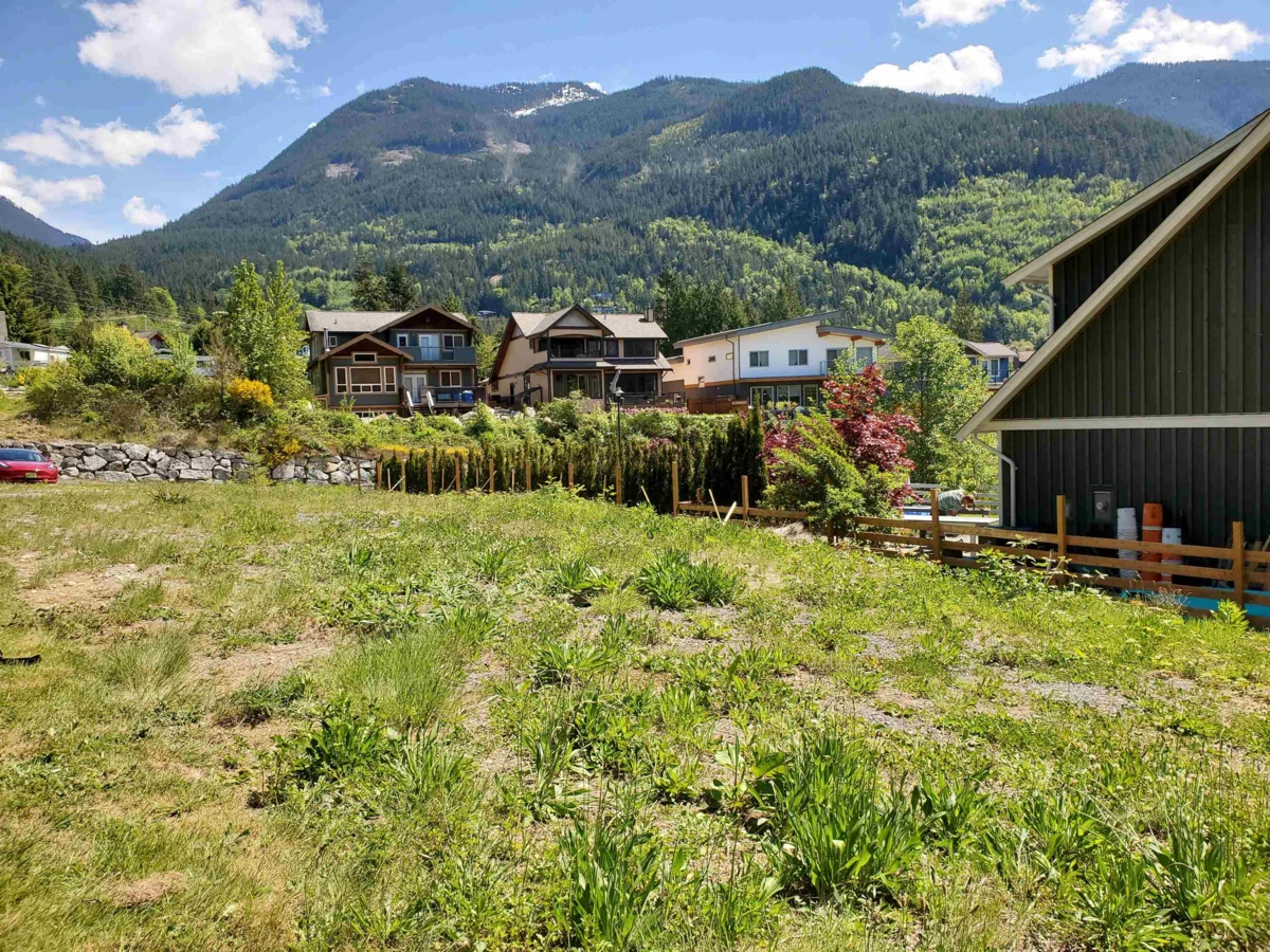 Family Room Photo of 685 Copper Drive, Squamish, BC
