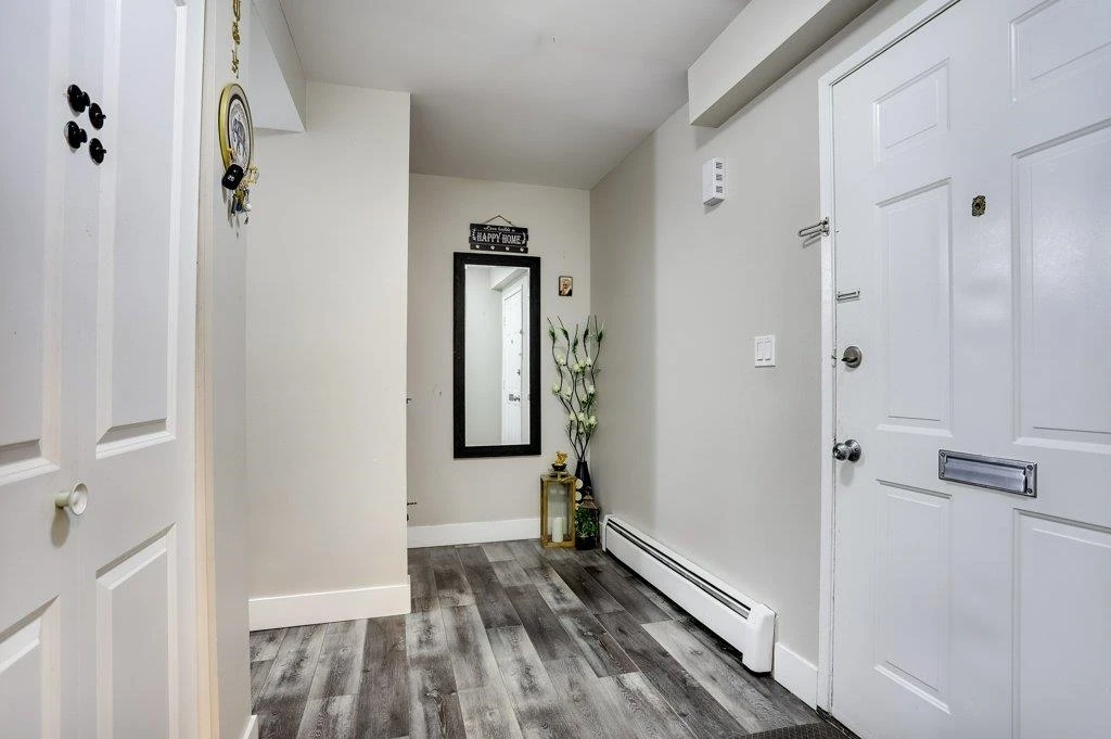 Living Room Photo of 263 7493 140 Street, Surrey, BC