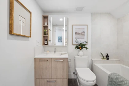 Breakfast Nook Photo of 122 578 W 24 Avenue, Vancouver, BC