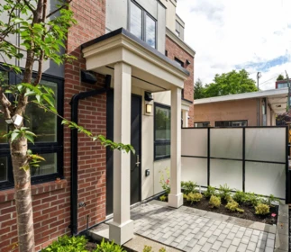 Laundry Room Photo of 122 578 W 24 Avenue, Vancouver, BC