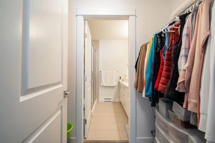 Mudroom Photo of 18 6089 144 Street, Surrey, BC