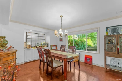 Kitchen Island Photo of 2930 145a Street, Surrey, BC
