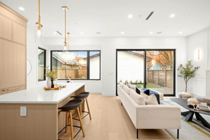 Breakfast Nook Photo of 2965 Glen Drive, Vancouver, BC
