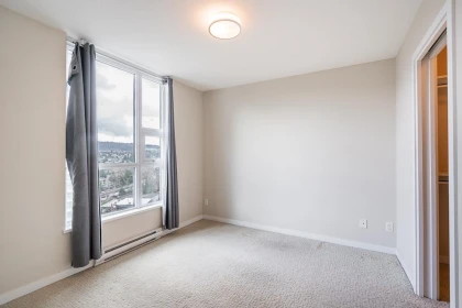 Bedroom 2 Photo of 1705 2232 Douglas Road, Burnaby, BC