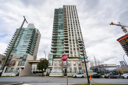 Outdoor Patio Photo of 1705 2232 Douglas Road, Burnaby, BC