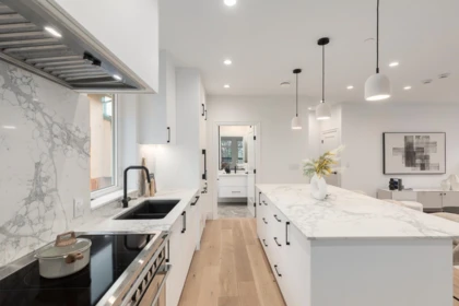 Kitchen Island Photo of 855 E 19th Avenue, Vancouver, BC