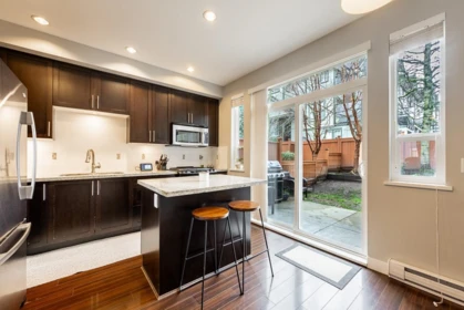 8 2929 156 Street, Surrey, BC, Surrey — Townhouse for sale