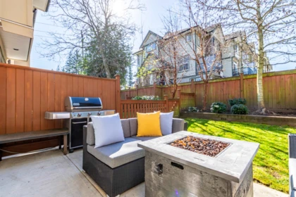 8 2929 156 Street, Surrey, BC, Surrey — Townhouse for sale