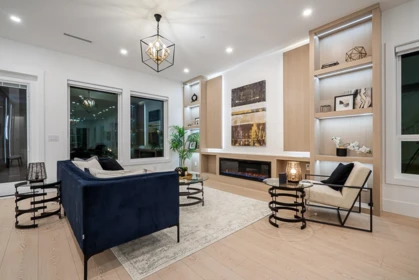 Breakfast Nook Photo of 15569 Oxenham Avenue, White Rock, BC