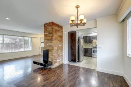 Kitchen Photo of 10055 122 Street, Surrey, BC