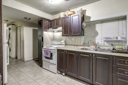 Mudroom Photo of 10055 122 Street, Surrey, BC