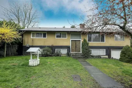 Playground / Recreational Area Near 10055 122 Street, Surrey, BC